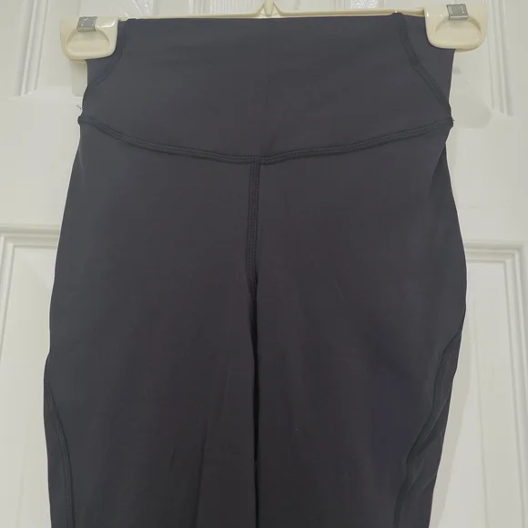 Lululemon Base Pace High-Rise Tight 28" Black Size 2 - Picture 3 of 8